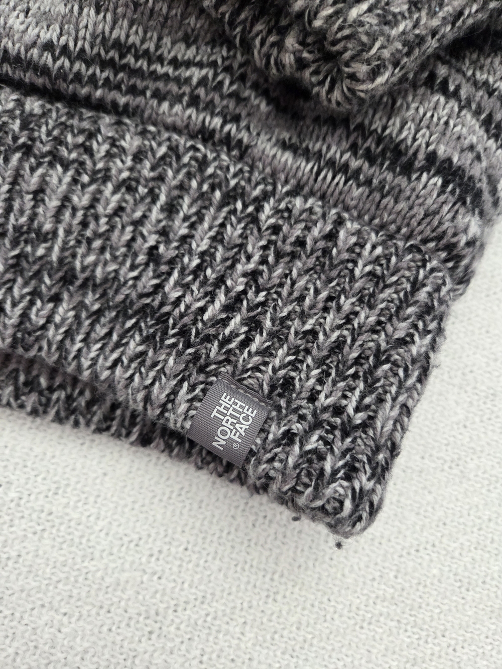 The North Face Twisted Ridge Men's Gray Zip Hoodie Sweater - Picture 3 of 8